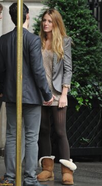 Blake_Lively_1068081_BestEyeCandyCOM.jpg