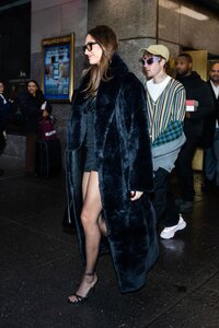Hailey Bieber Leaves Beauty Inc Awards in New York 12-07-2022-4.jpg Hailey Bieber Leaves Beauty Inc Awards in New York 12-07-2022-4.jpg