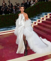 Hailey Baldwin Bieber - Met Gala-New York City-2.5.2022_20.jpg Hailey Baldwin Bieber - Met Gala-New York City-2.5.2022_20.jpg