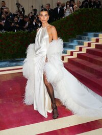 Hailey Baldwin Bieber - Met Gala-New York City-2.5.2022_29.jpg Hailey Baldwin Bieber - Met Gala-New York City-2.5.2022_29.jpg