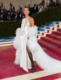 Hailey Baldwin Bieber - Met Gala-New York City-2.5.2022_31.jpg Hailey Baldwin Bieber - Met Gala-New York City-2.5.2022_31.jpg