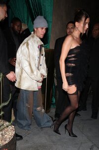 hailey-bieber-lori-harvey-party-01-13-2023-2045.jpg