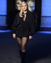 Louane - 2131825.jpg
